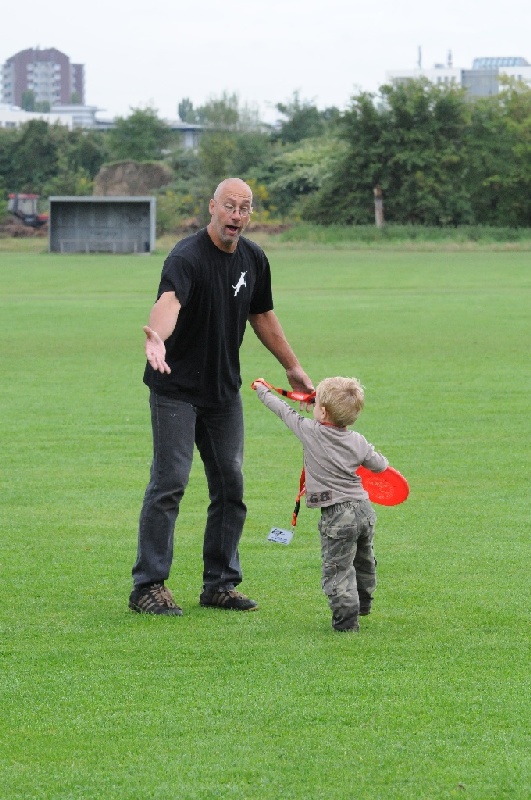 Image 3 of 855  -  240 kB